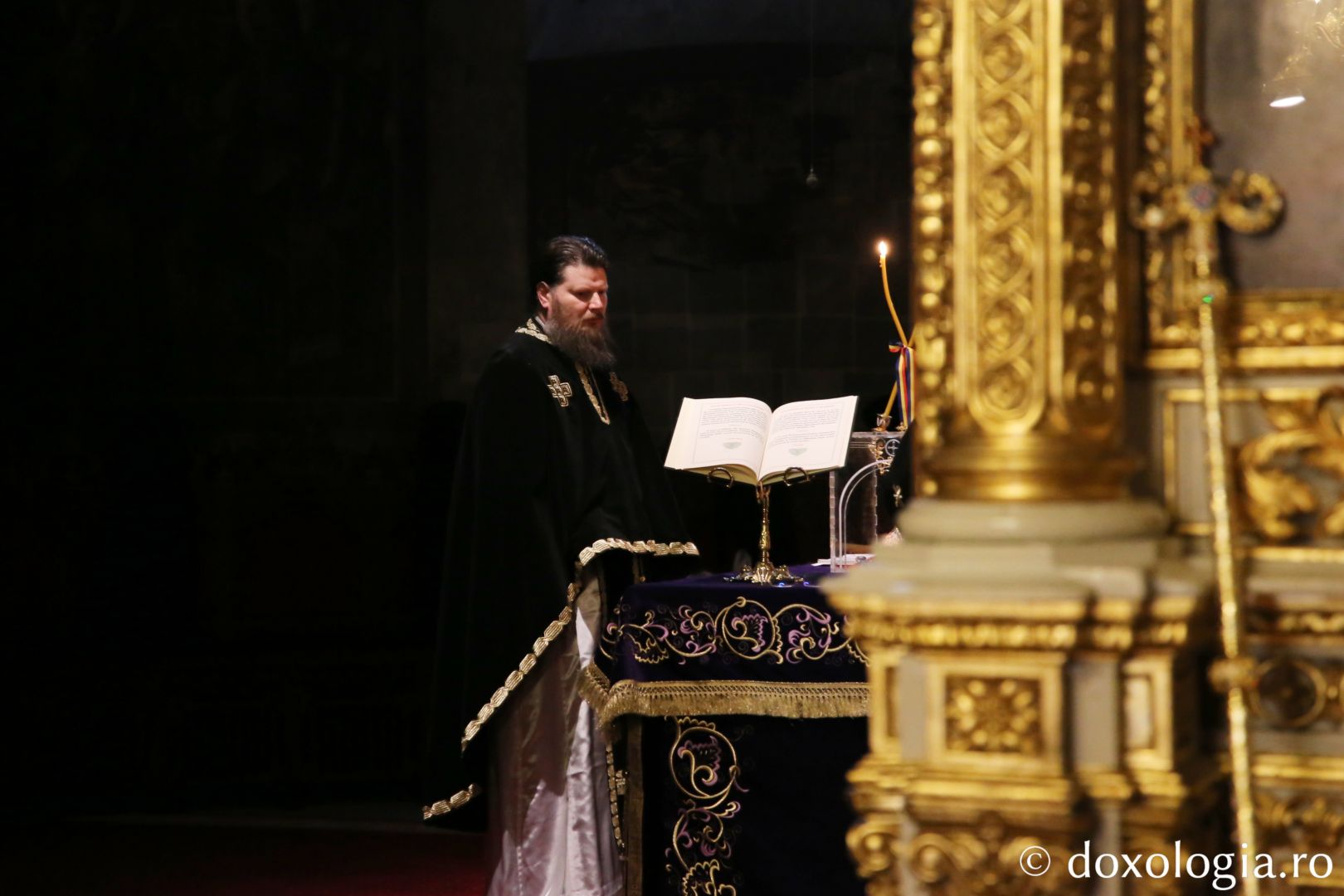 Liturghia Darurilor înainte sfințite, la Catedrala Mitropolitană din Iași