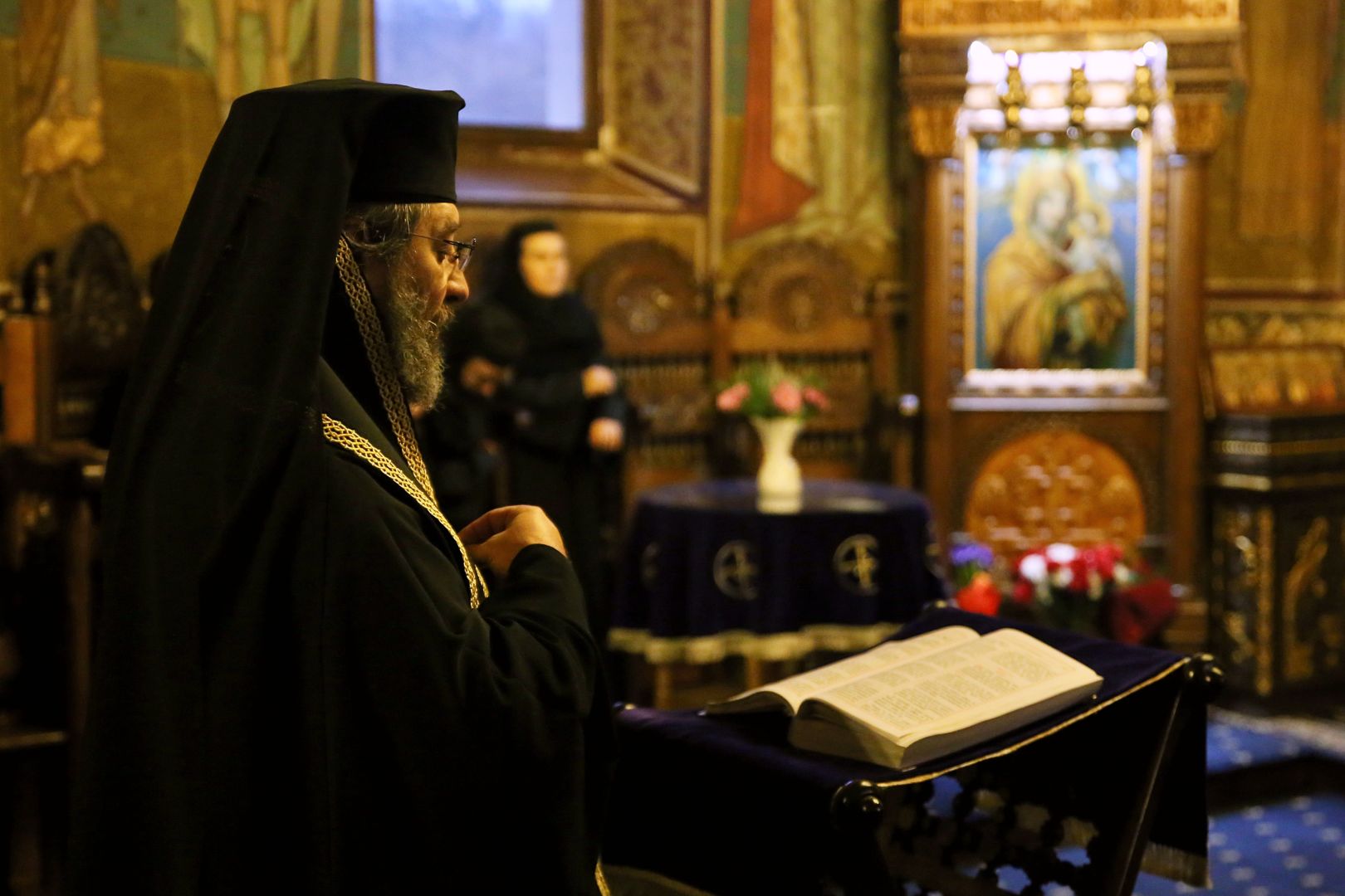 PS Nichifor Botoșăneanul a oficiat Pavecernița Mare la Mănăstirea Copou