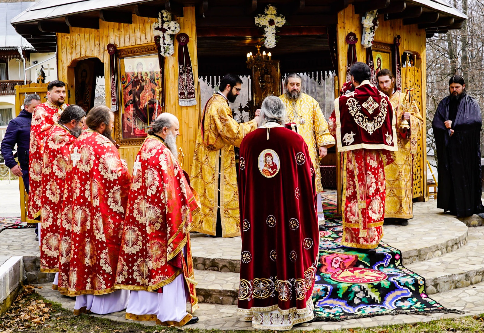 PS Nichifor, la Mănăstirea nemțeană „Înălțarea Sfintei Cruci”: „Scopul postului este slăbirea legăturii inimii noastre cu cele ale pământului”