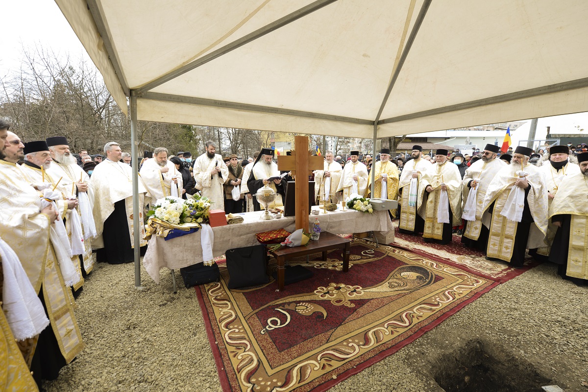 Piatră de temelie pentru o nouă biserică în Muncipiul Iași: „O fereastră către eternitate”