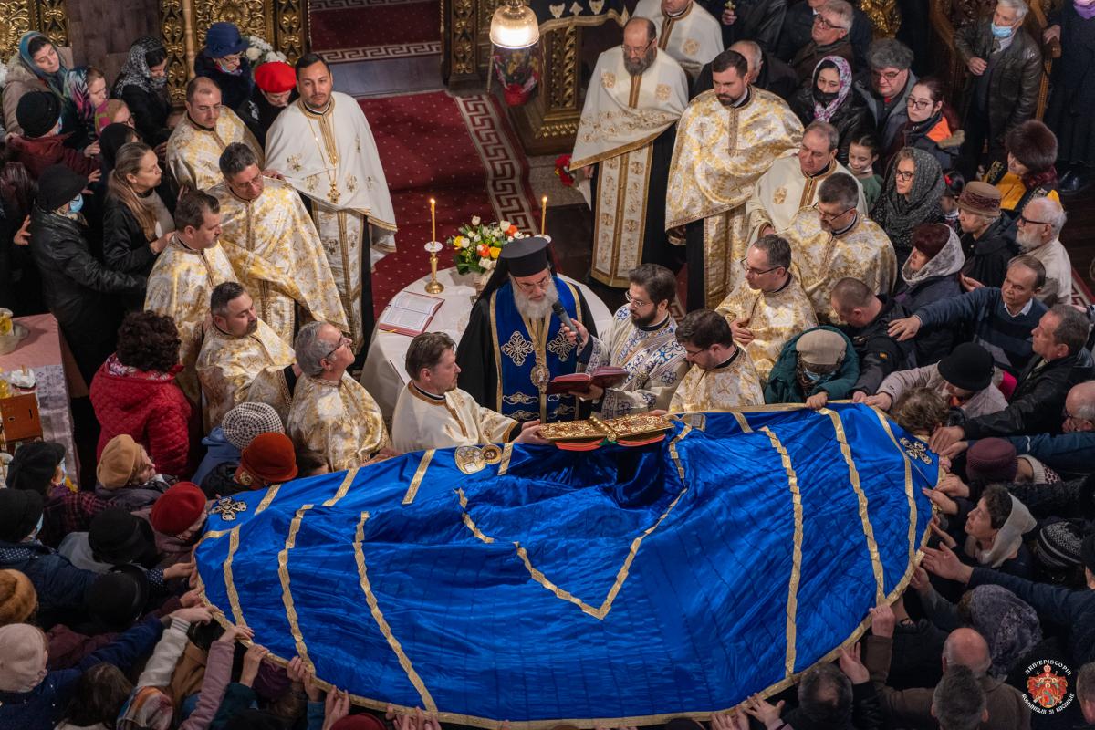 Taina Sfântului Maslu, la Biserica „Sfântul Gheorghe” din Bacău
