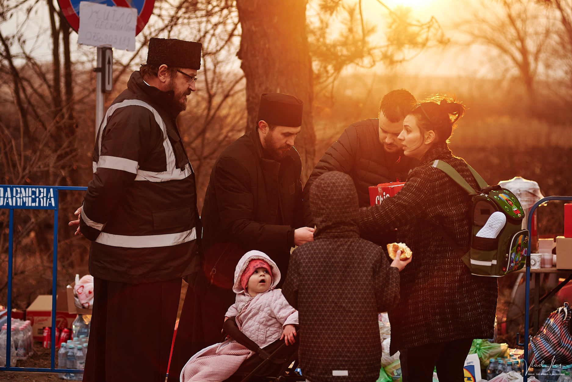 Și va fi zis: Să fie val de omenie! Și s-a făcut.