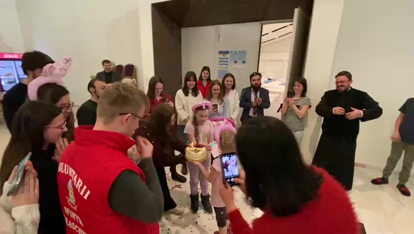 (Video) 7 ani împliniți în pribegie – aniversare pentru un copil refugiat