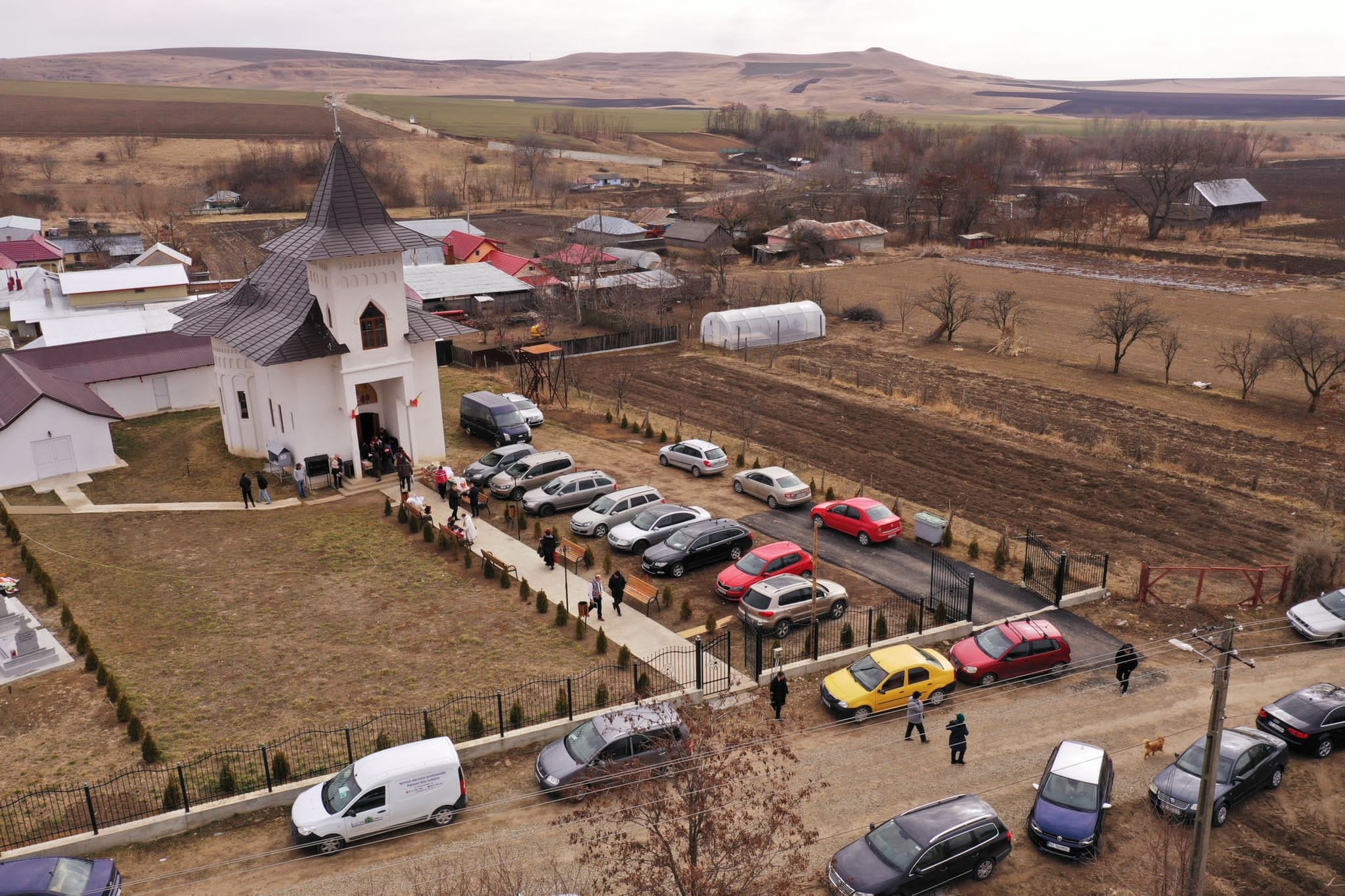 Zi de sărbătoare pentru credincioșii din Bălușești, județul Neamț