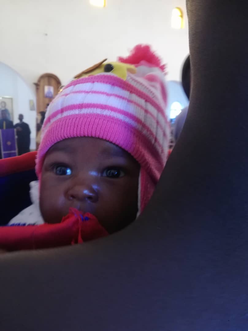 250 de botezuri au fost săvârșite în Sâmbăta Mare la Centrul Misionar din Kidamali