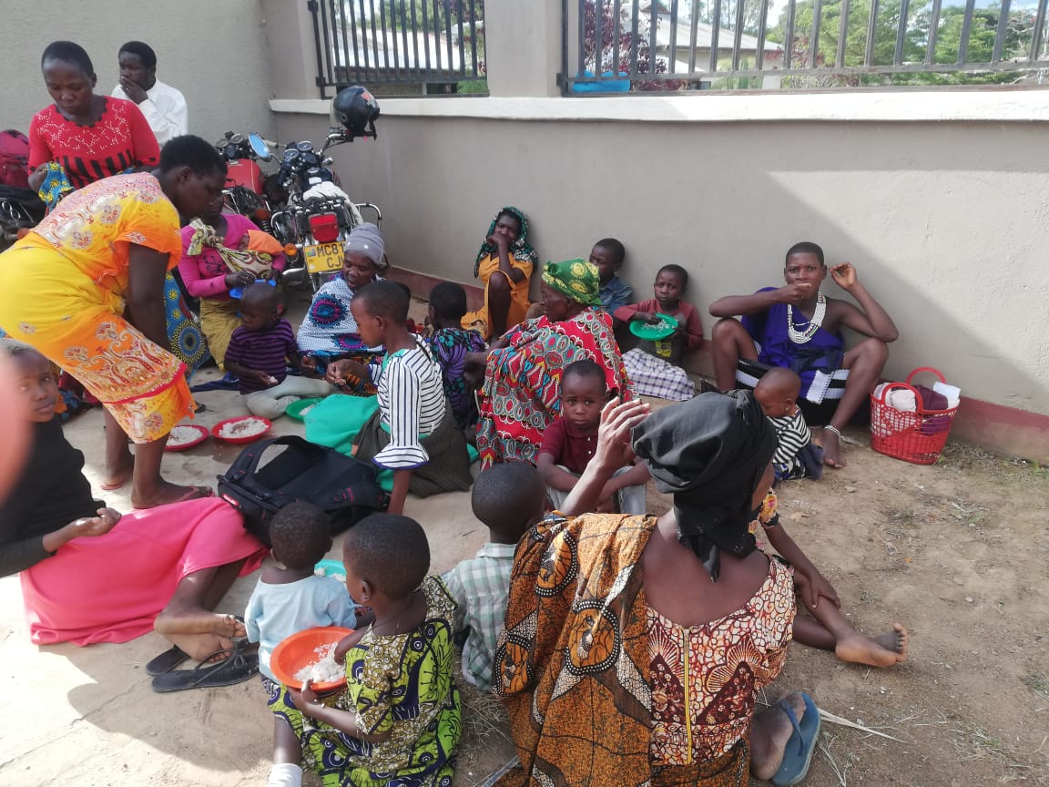 250 de botezuri au fost săvârșite în Sâmbăta Mare la Centrul Misionar din Kidamali