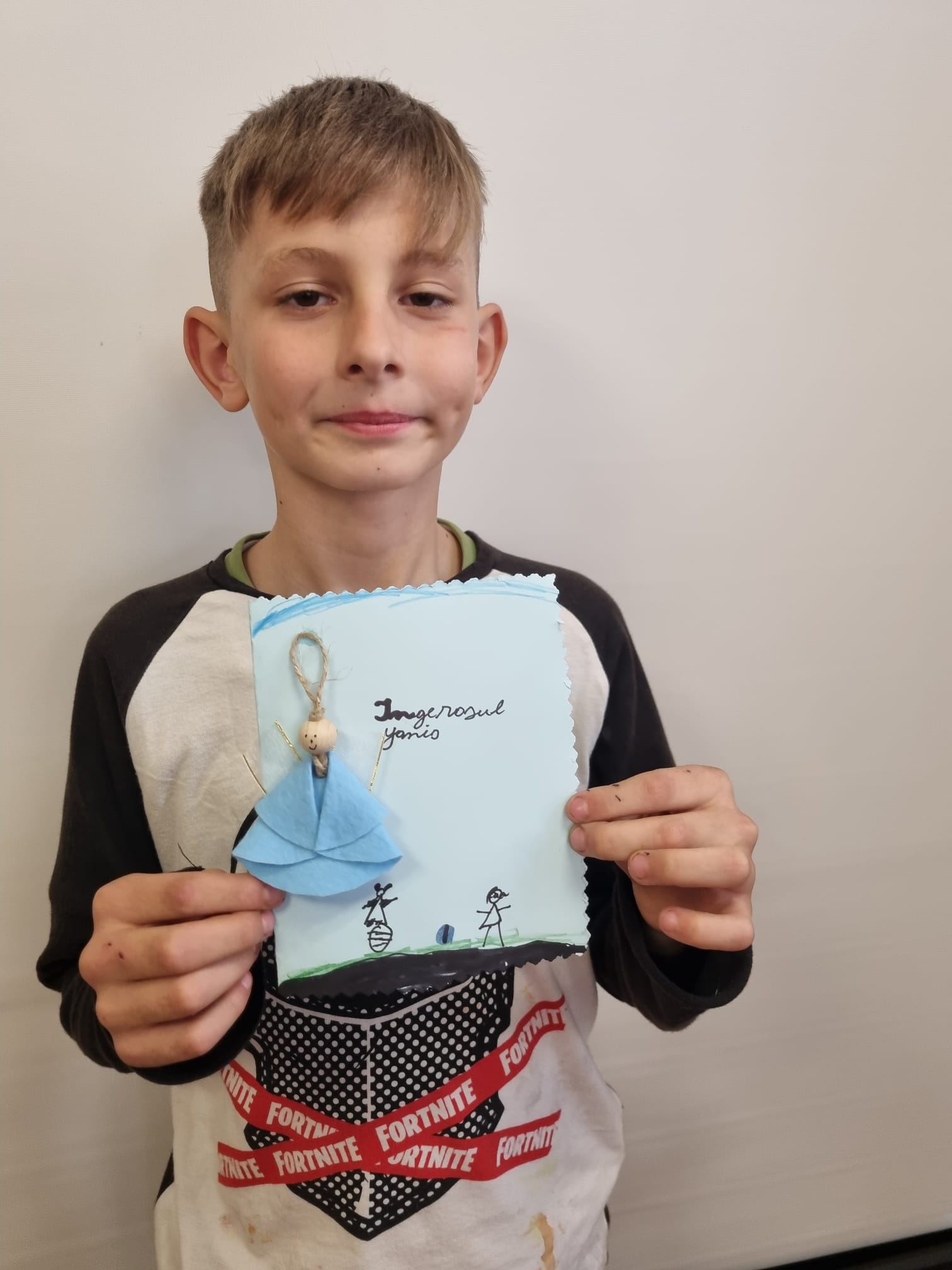 Proiect social - filantropic și cultural: „Cumpără un îngeraș și răsplătește un copilaș”