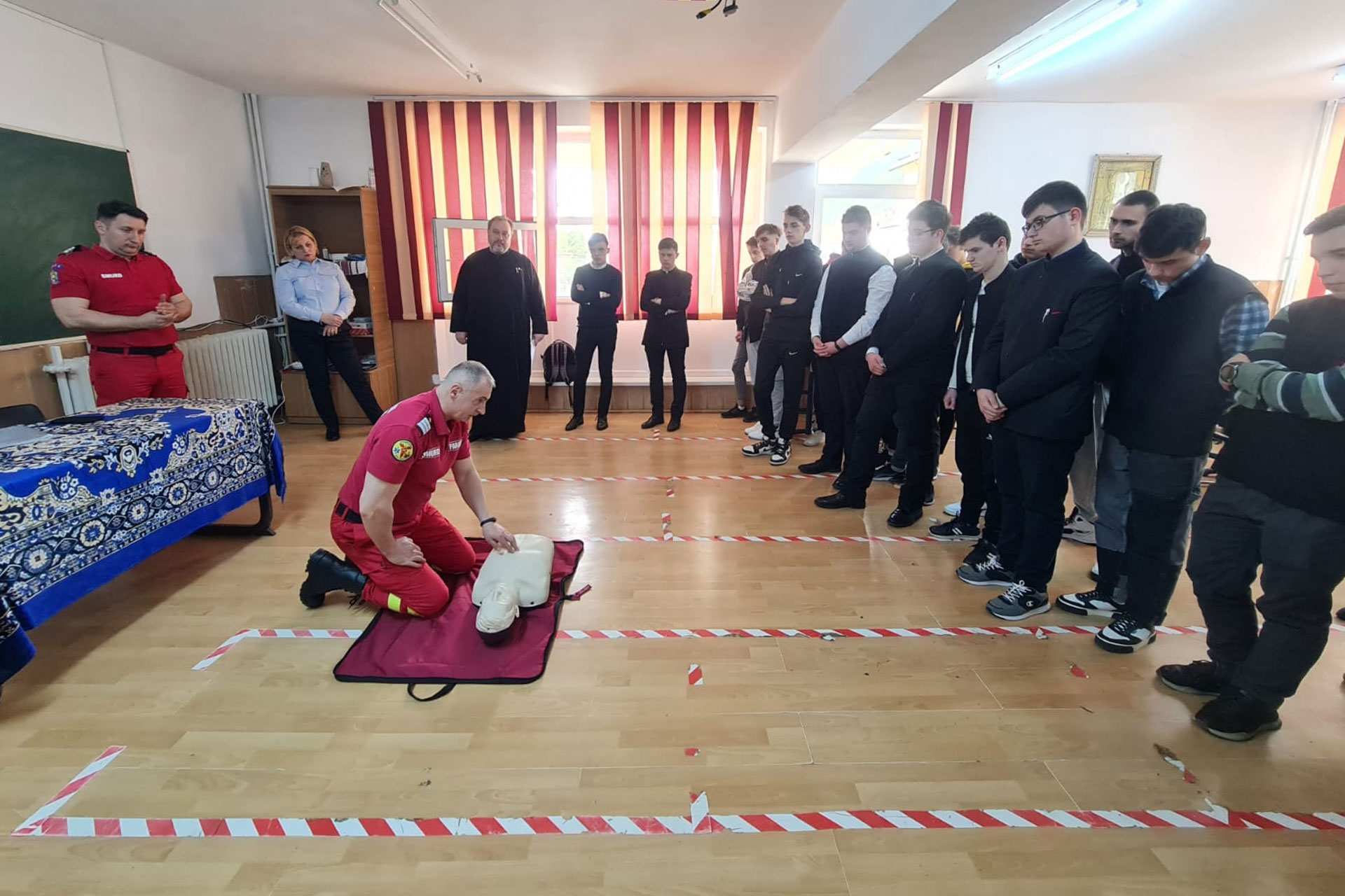 Activitate PSI  la Liceul Teologic Ortodox din Piatra Neamț