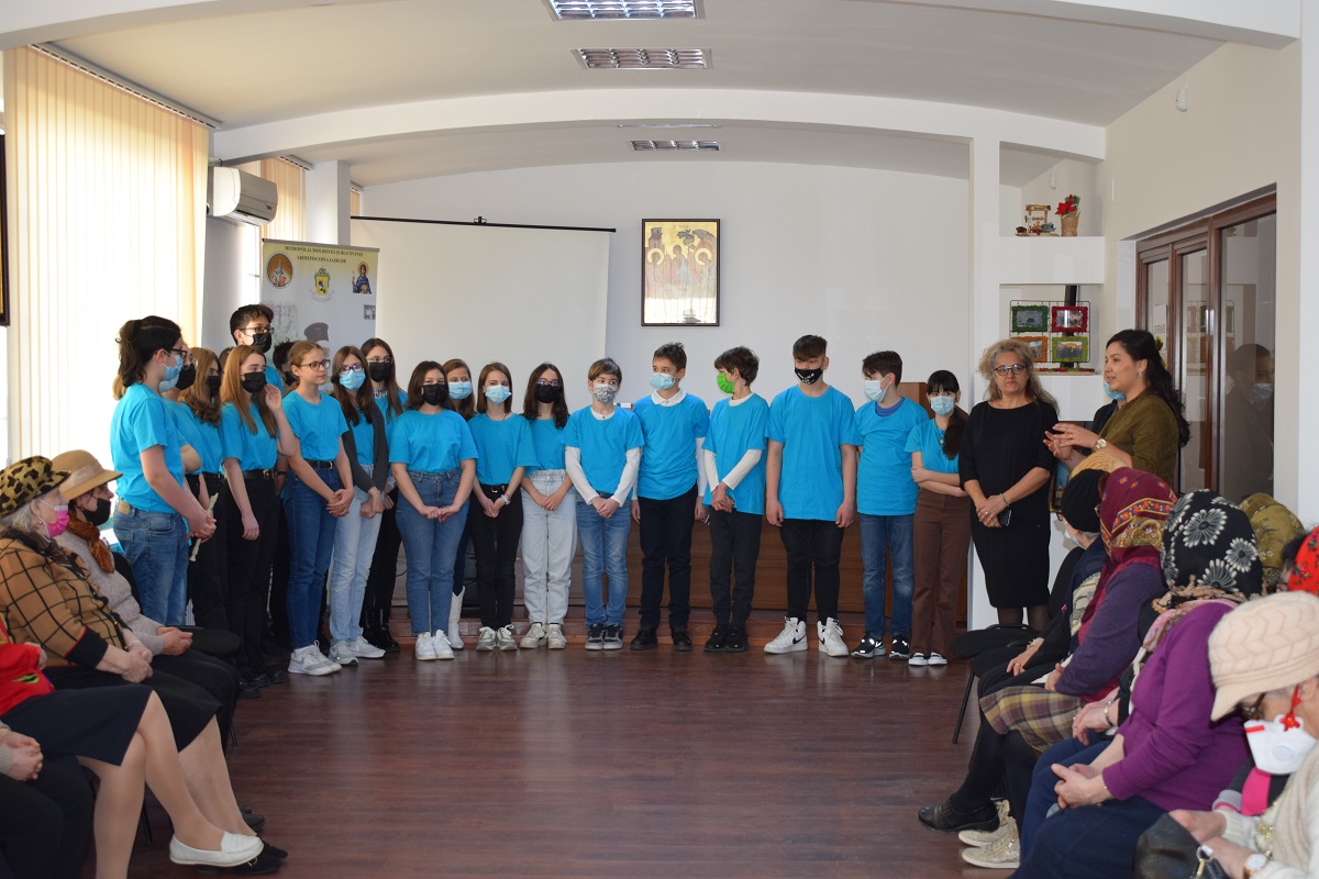 Proiect interinstituțional și intergenerațional: „Adoptă un bunic și împarte bucurie!”