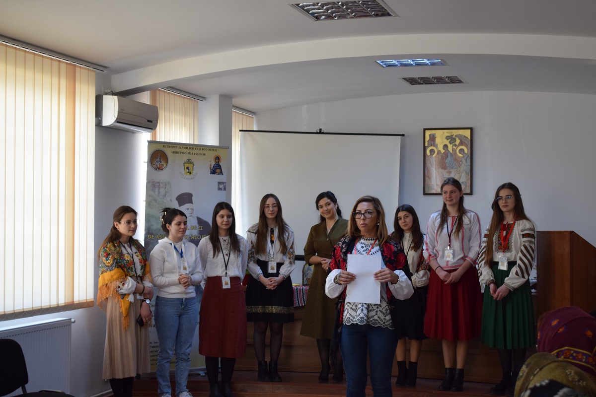 Proiect interinstituțional și intergenerațional: „Adoptă un bunic și împarte bucurie!”