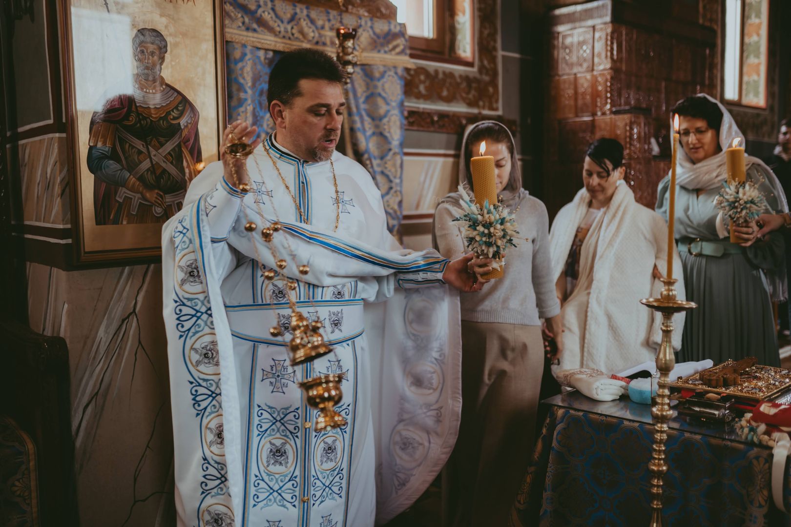 Între Lumină și întuneric: Cronica unui Botez săvârșit în refugiu, în Sâmbăta Paștilor