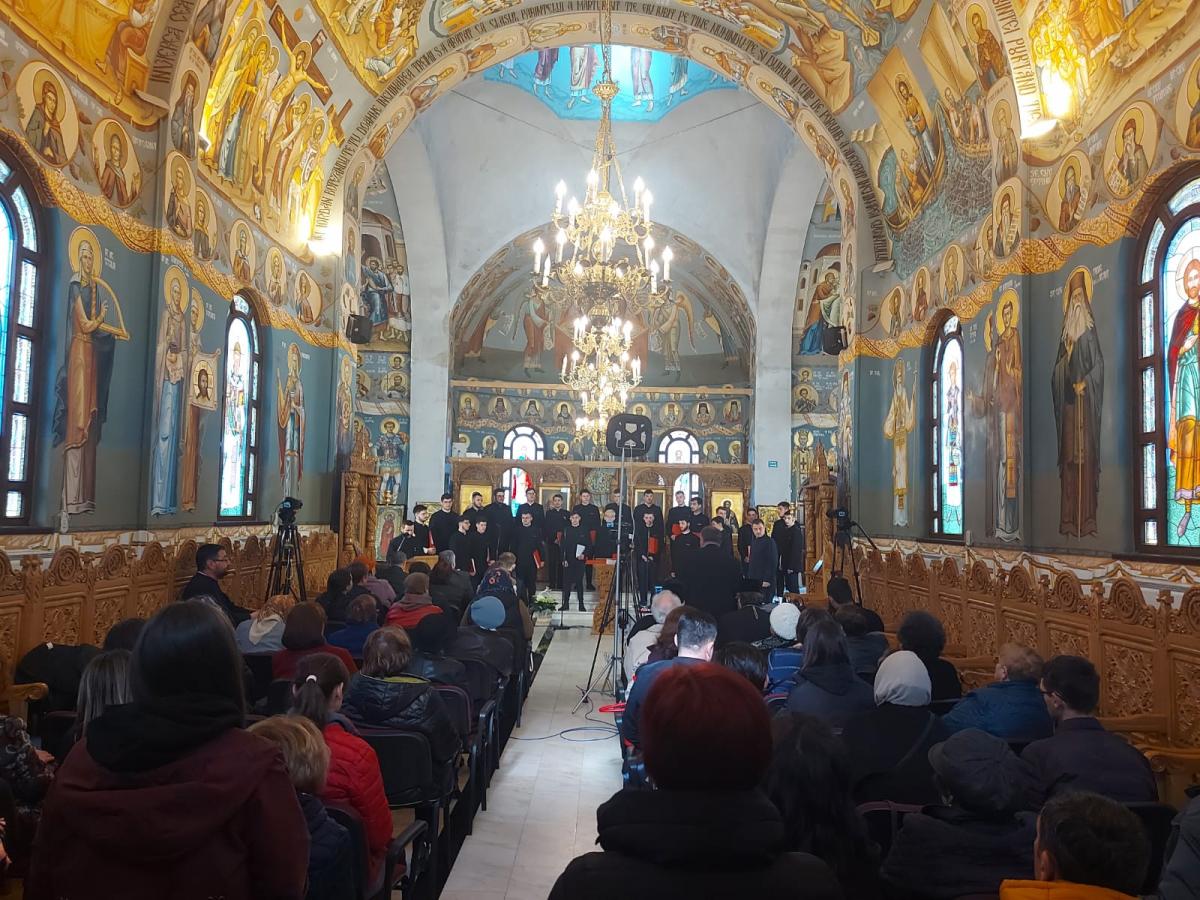 Concert la Parohia „Sfântul Vasile cel Mare” din Roman