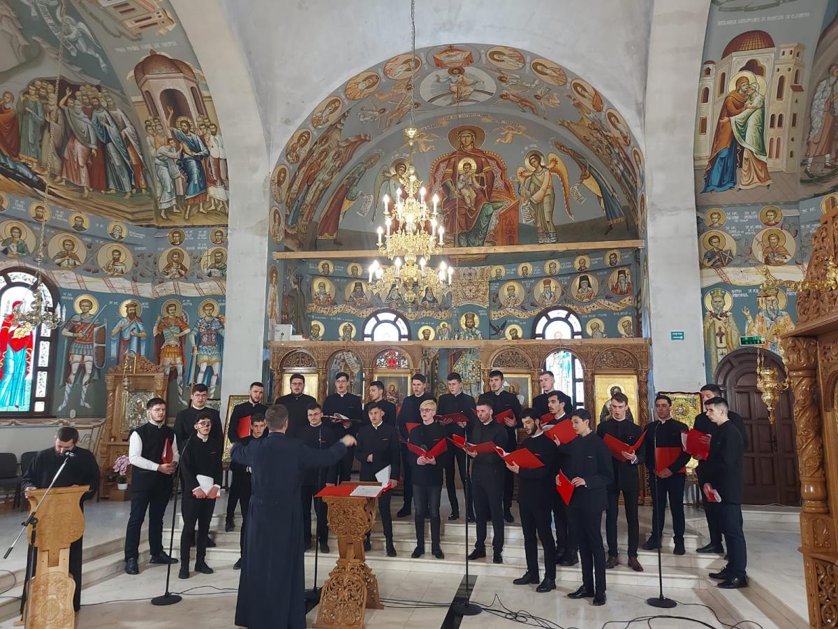 Concert la Parohia „Sfântul Vasile cel Mare” din Roman