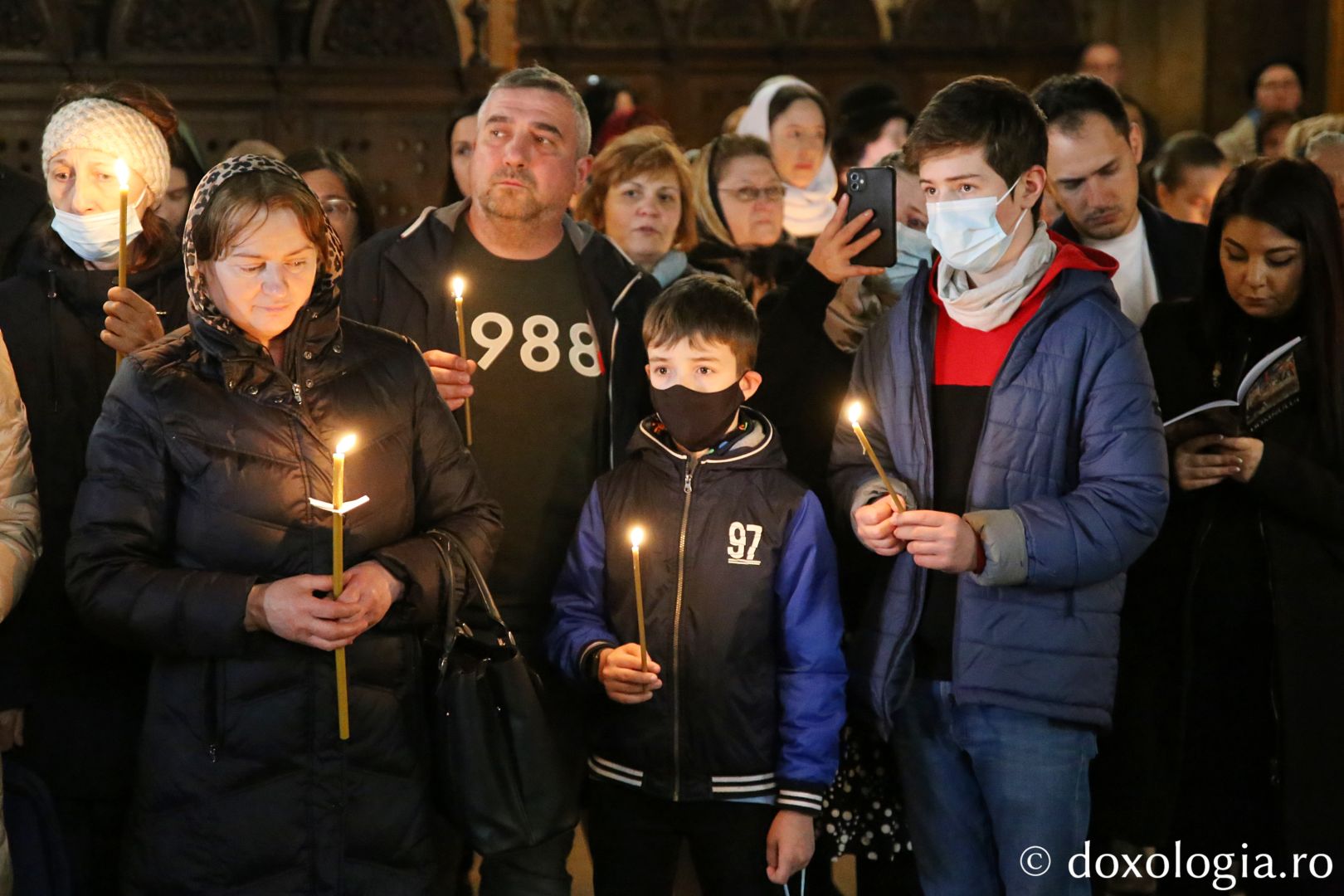 Denia Prohodului la Catedrala mitropolitană din Iași: „Aduceri aminte ale unor momente înfricoșătoare, sfinte și mari pentru istoria lumii”