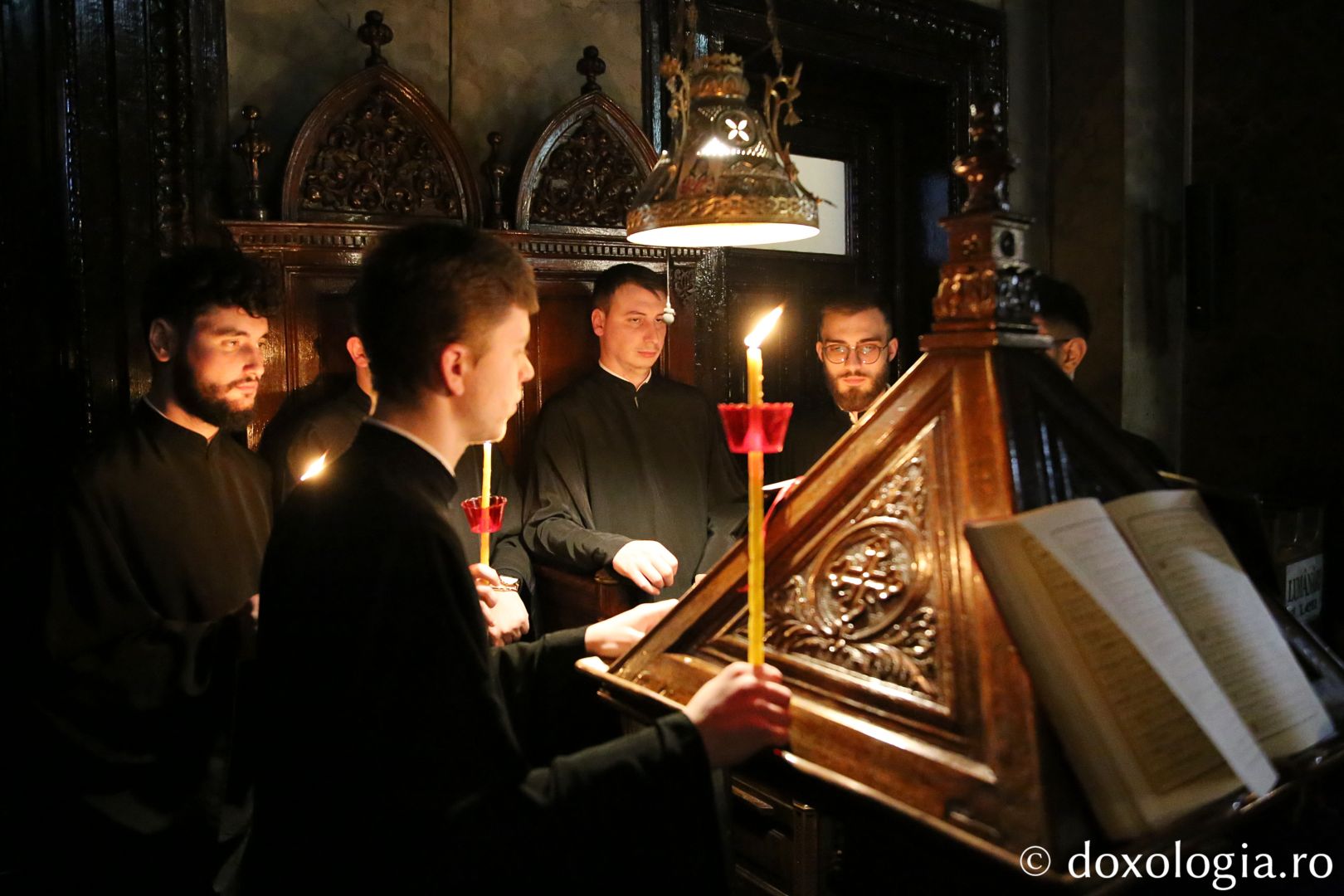 Denia Prohodului la Catedrala mitropolitană din Iași: „Aduceri aminte ale unor momente înfricoșătoare, sfinte și mari pentru istoria lumii”