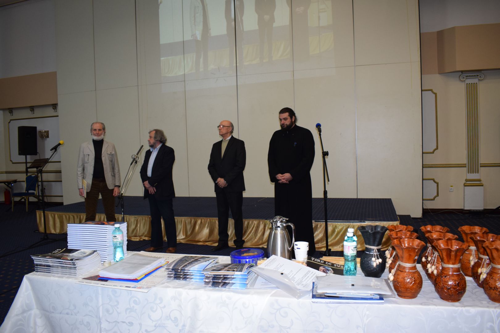 Tinerii Parohiei „Sfântul Ioan Botezătorul” din Botoșani au participat la Festivalul-Concurs de Muzică Sacră