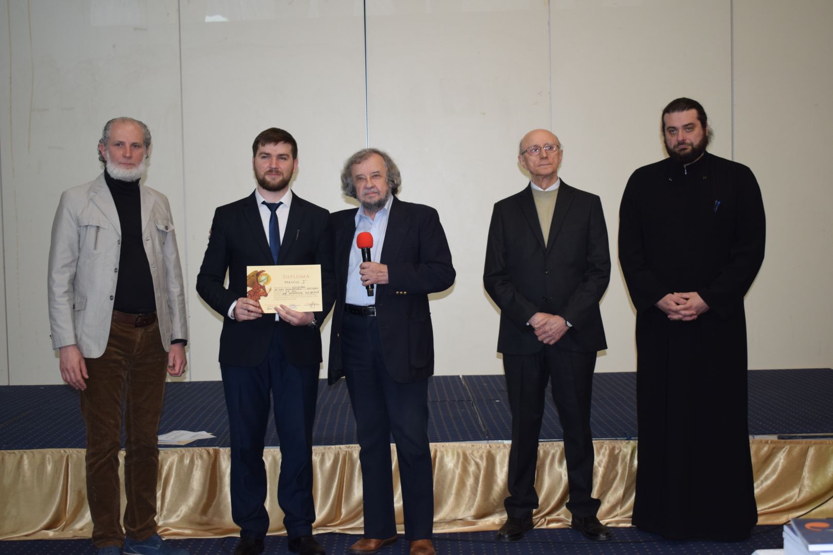 Tinerii Parohiei „Sfântul Ioan Botezătorul” din Botoșani au participat la Festivalul-Concurs de Muzică Sacră