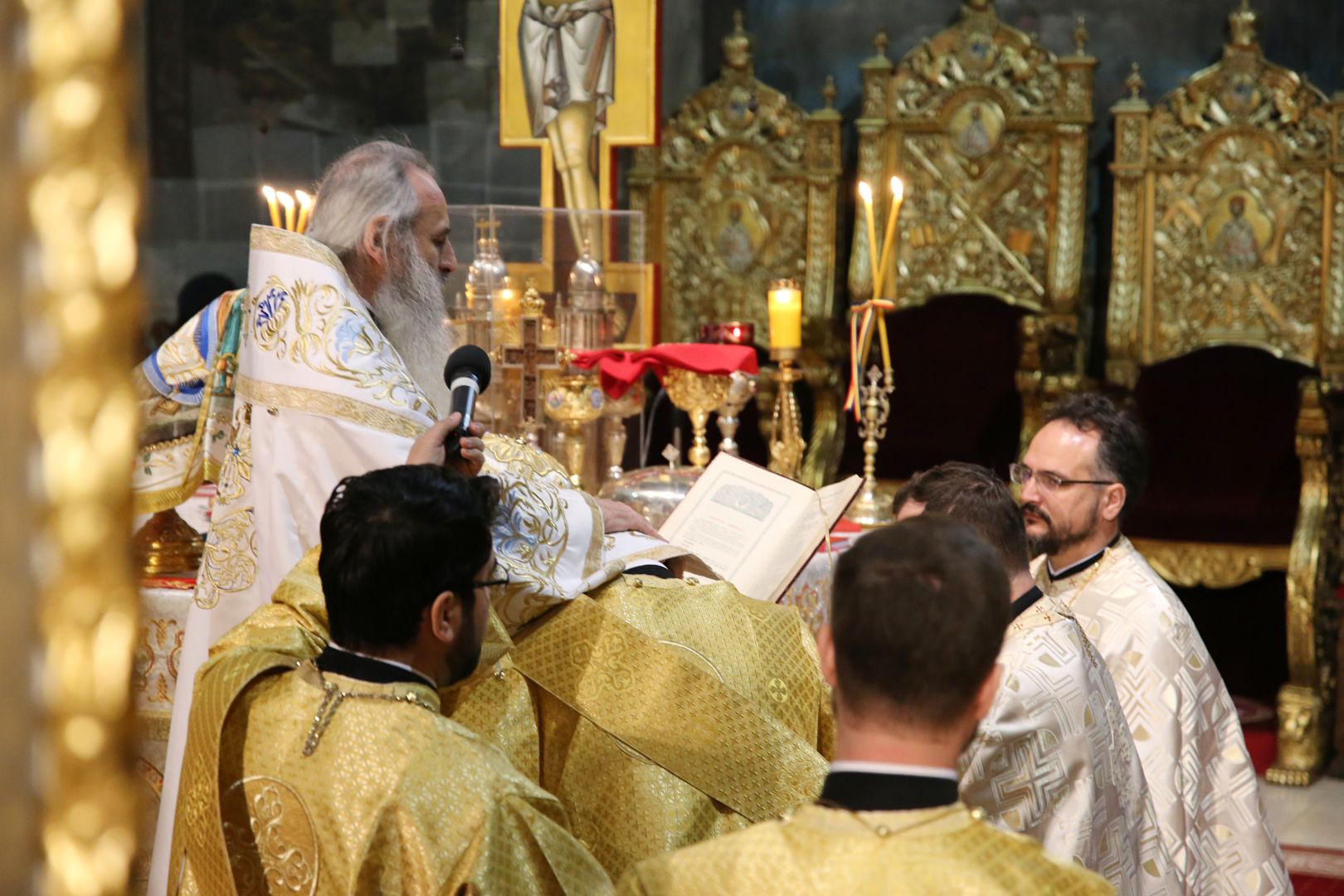 Duminica Sfântului Ioan Scărarul, la Iași: un arhidiacon al Catedralei Mitropolitane a fost hirotonit preot de către IPS Teofan