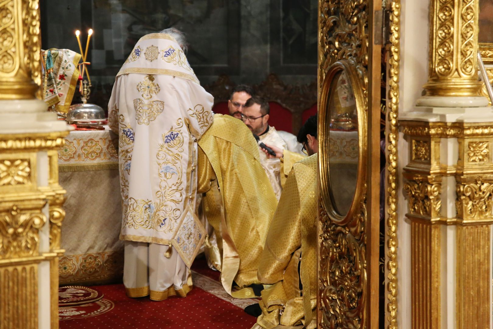 Duminica Sfântului Ioan Scărarul, la Iași: un arhidiacon al Catedralei Mitropolitane a fost hirotonit preot de către IPS Teofan