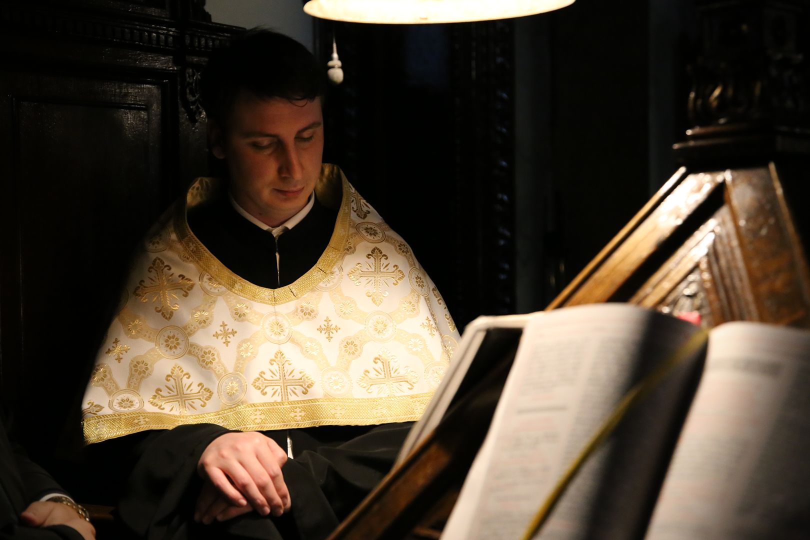 Părintele Mitropolit Teofan la Liturghia Darurilor: „Vremea postului, precum întreaga noastră viață, sunt o cruce pe care omul o duce”