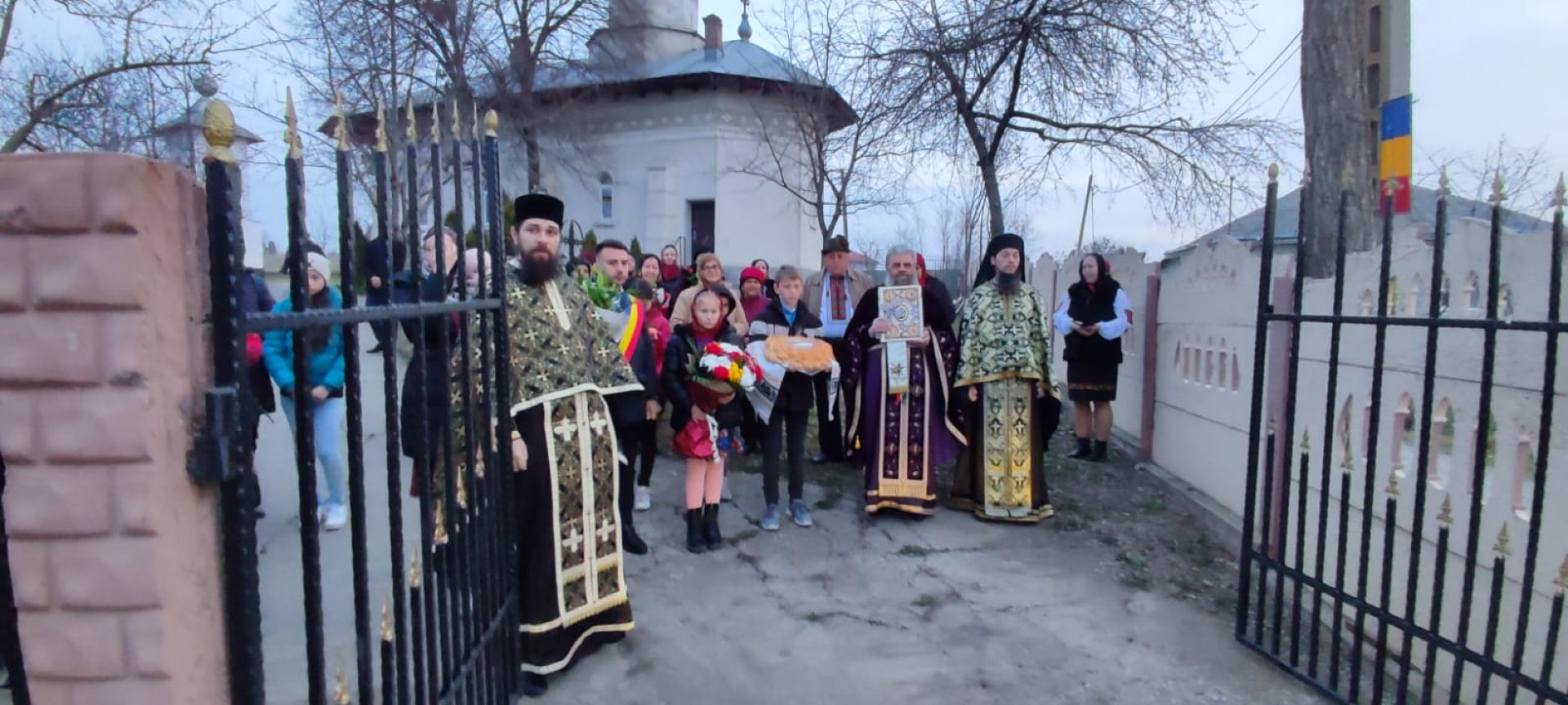 Slujbă arhierească la Parohia Silișcani din județul Botoșani