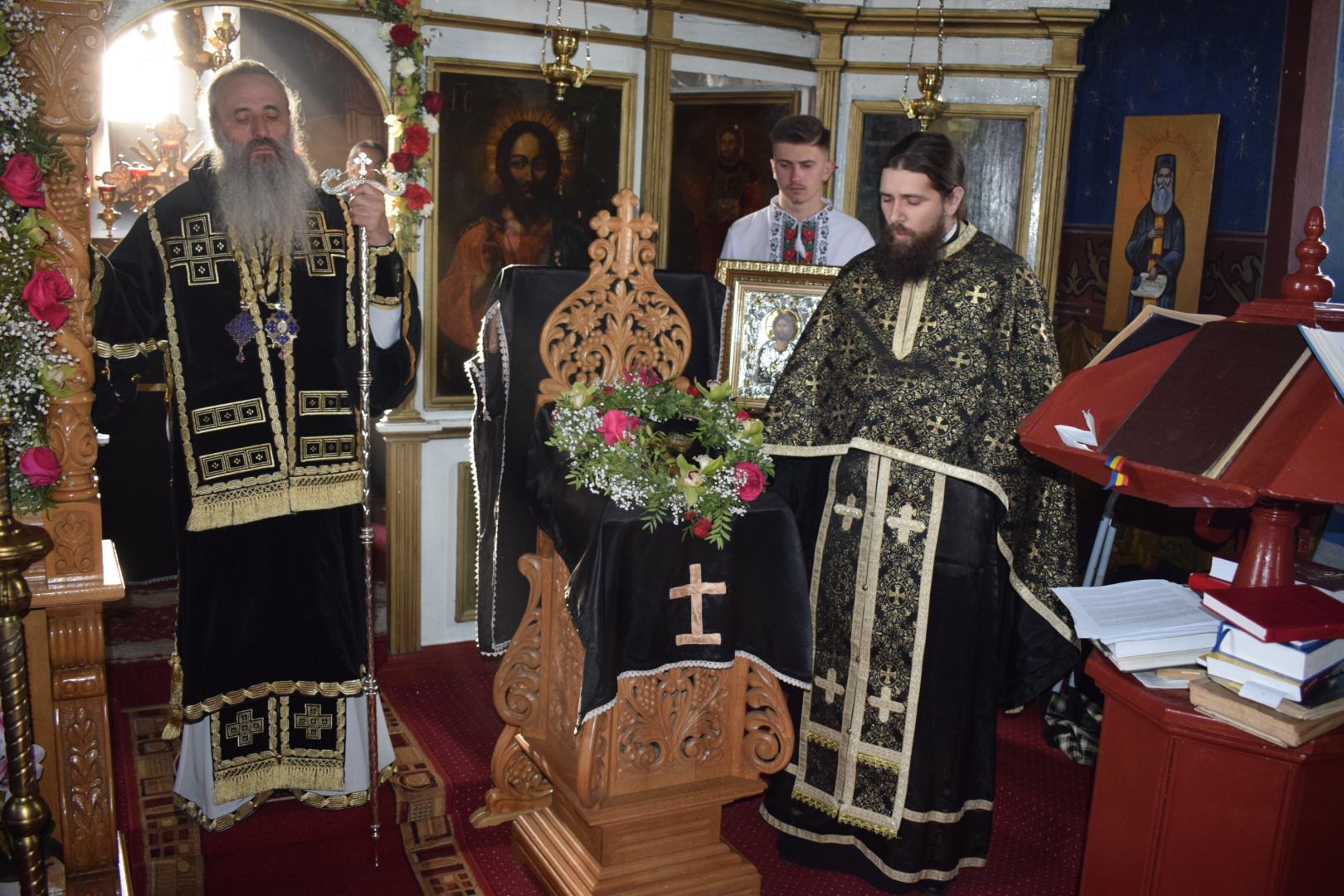 Slujbă arhierească la Parohia Silișcani din județul Botoșani