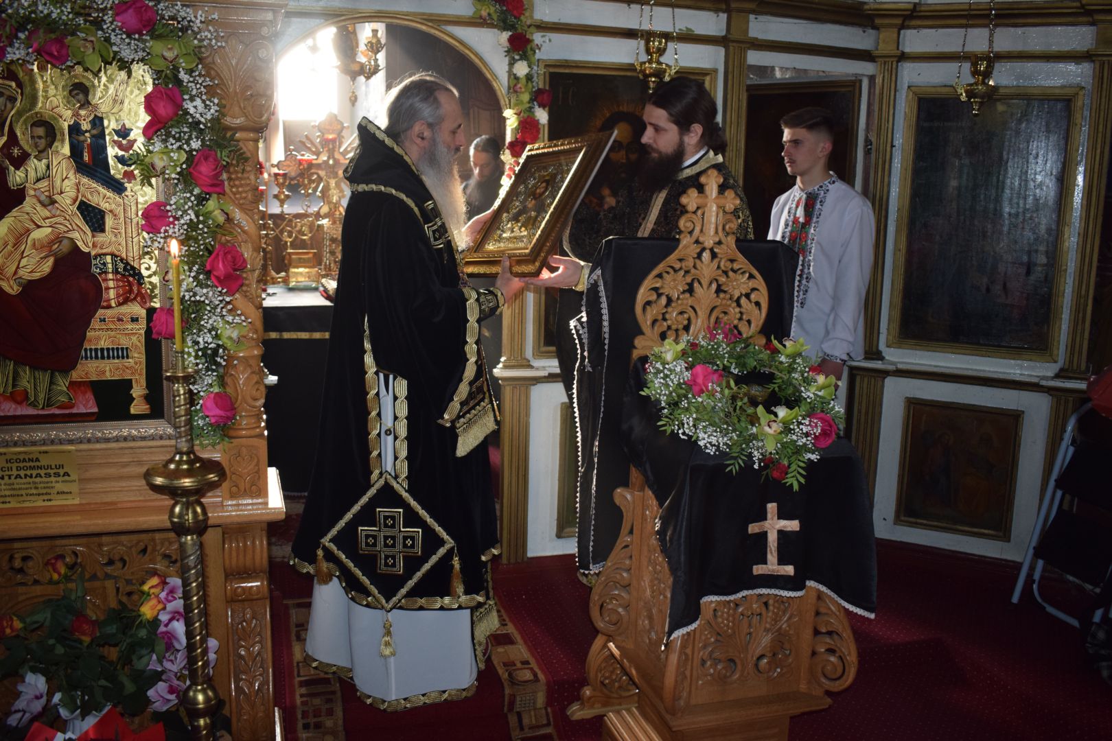 Slujbă arhierească la Parohia Silișcani din județul Botoșani