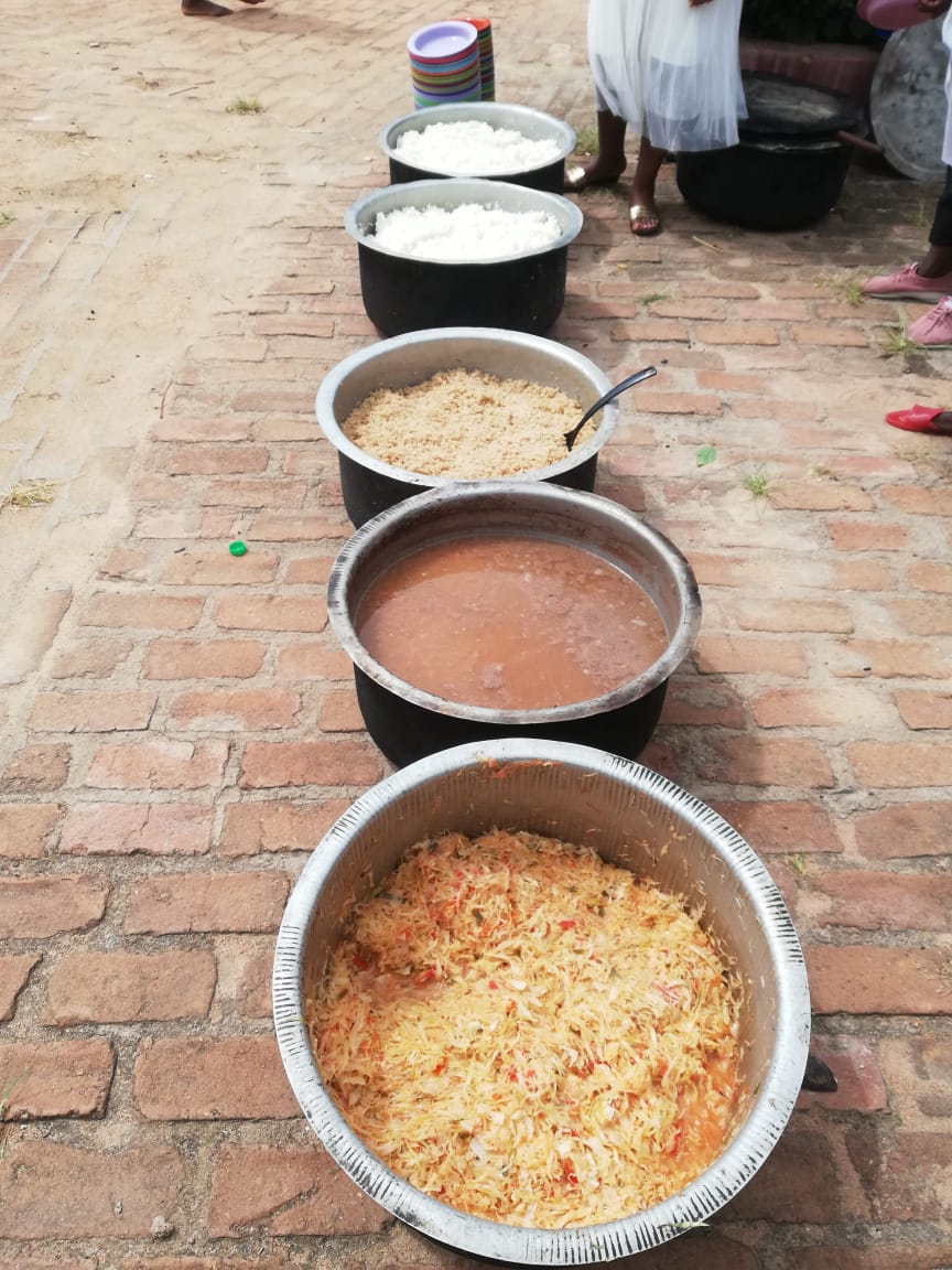 Jumapili ya Matawi sau Duminica Floriilor a fost prilej de mare bucurie şi la Centrul Misionar din Kidamali