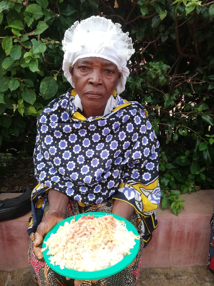 Jumapili ya Matawi sau Duminica Floriilor a fost prilej de mare bucurie şi la Centrul Misionar din Kidamali