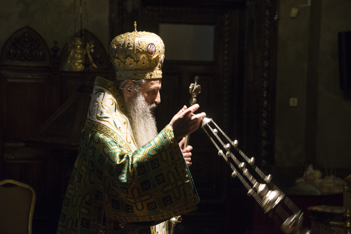 IPS Mitropolit Teofan, la slujba Floriilor: „O parte din noi se bucură, o parte din noi se cutremură”