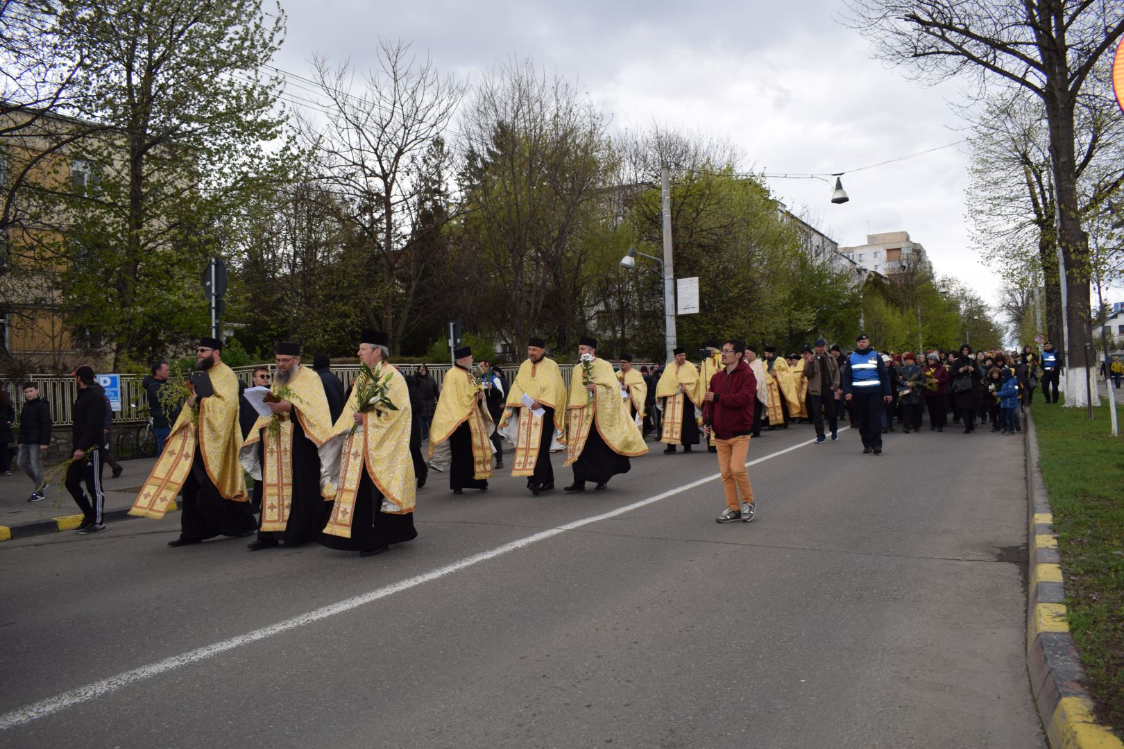 Pelerinaj de Florii la Botoșani: „Evanghelia să fie mărturisită cu dragoste, încredere, cinste și bucurie”