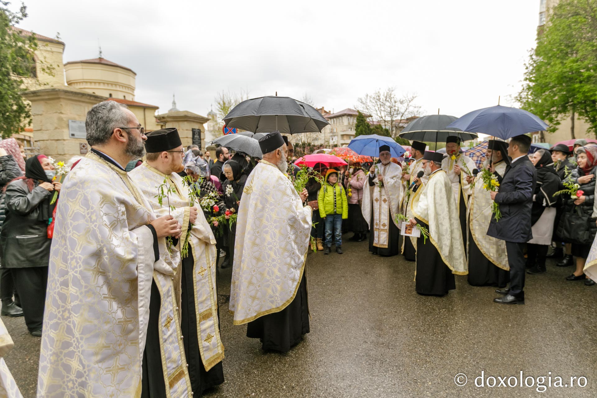 Pelerinajul de Florii, reluat la Iași după doi ani: „Semn că nu ne este rușine de identitatea noastră de creștini”