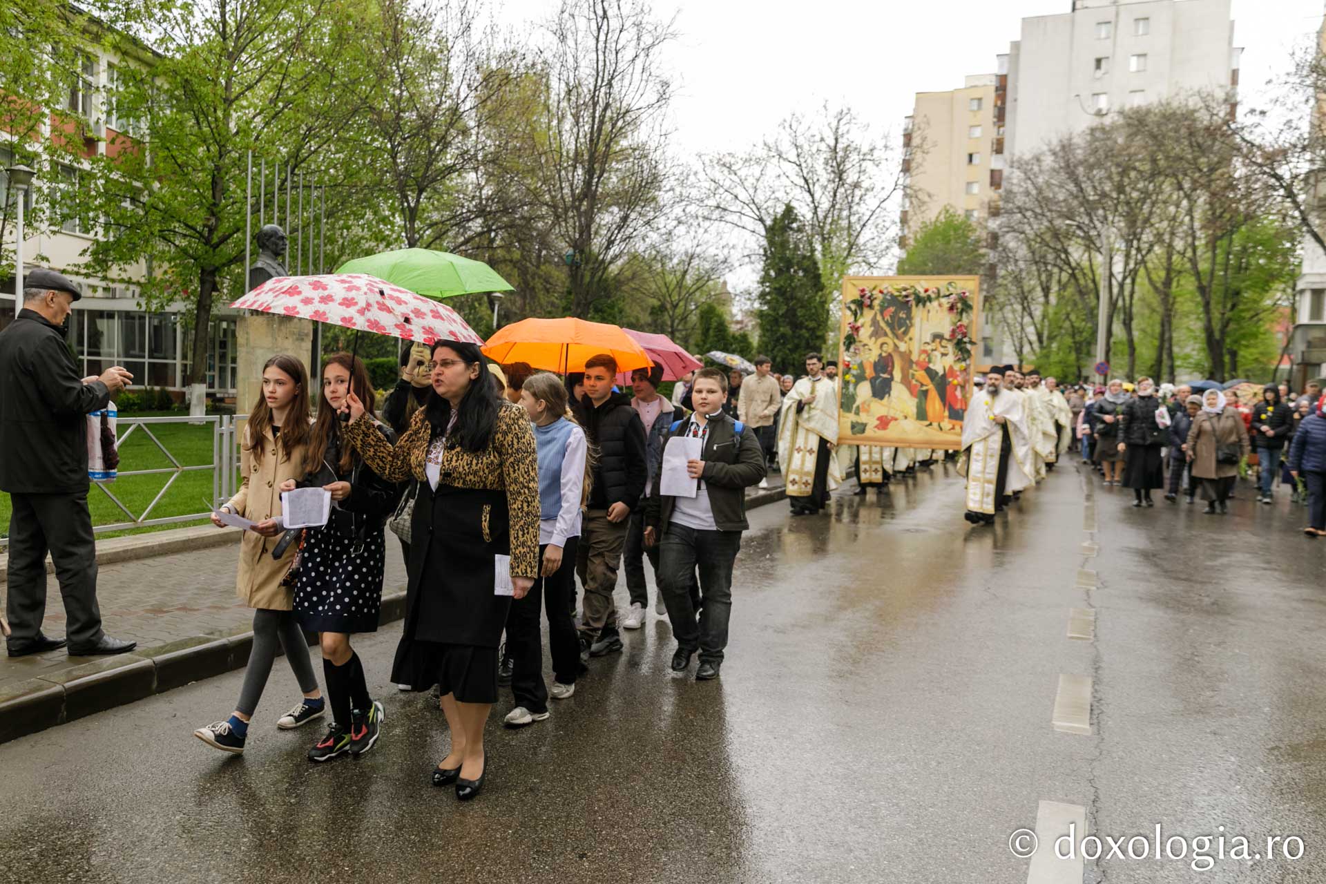 Pelerinajul de Florii, reluat la Iași după doi ani: „Semn că nu ne este rușine de identitatea noastră de creștini”