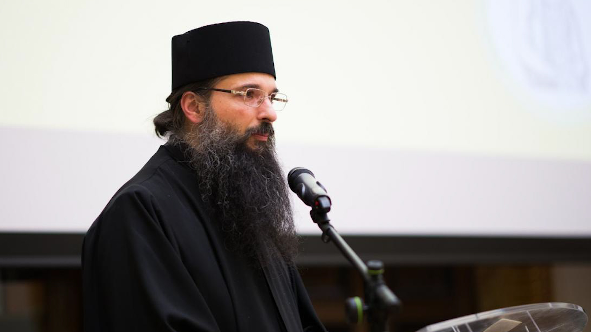 (Audio) Pr. Teofan Popescu: „Maica Domnului, izvor de tamaduire&quot;