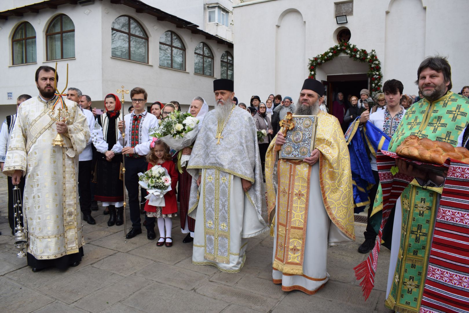 Slujbă arhierească la Parohia „Sfântul Ilie” din Protopopiatul Botoșani