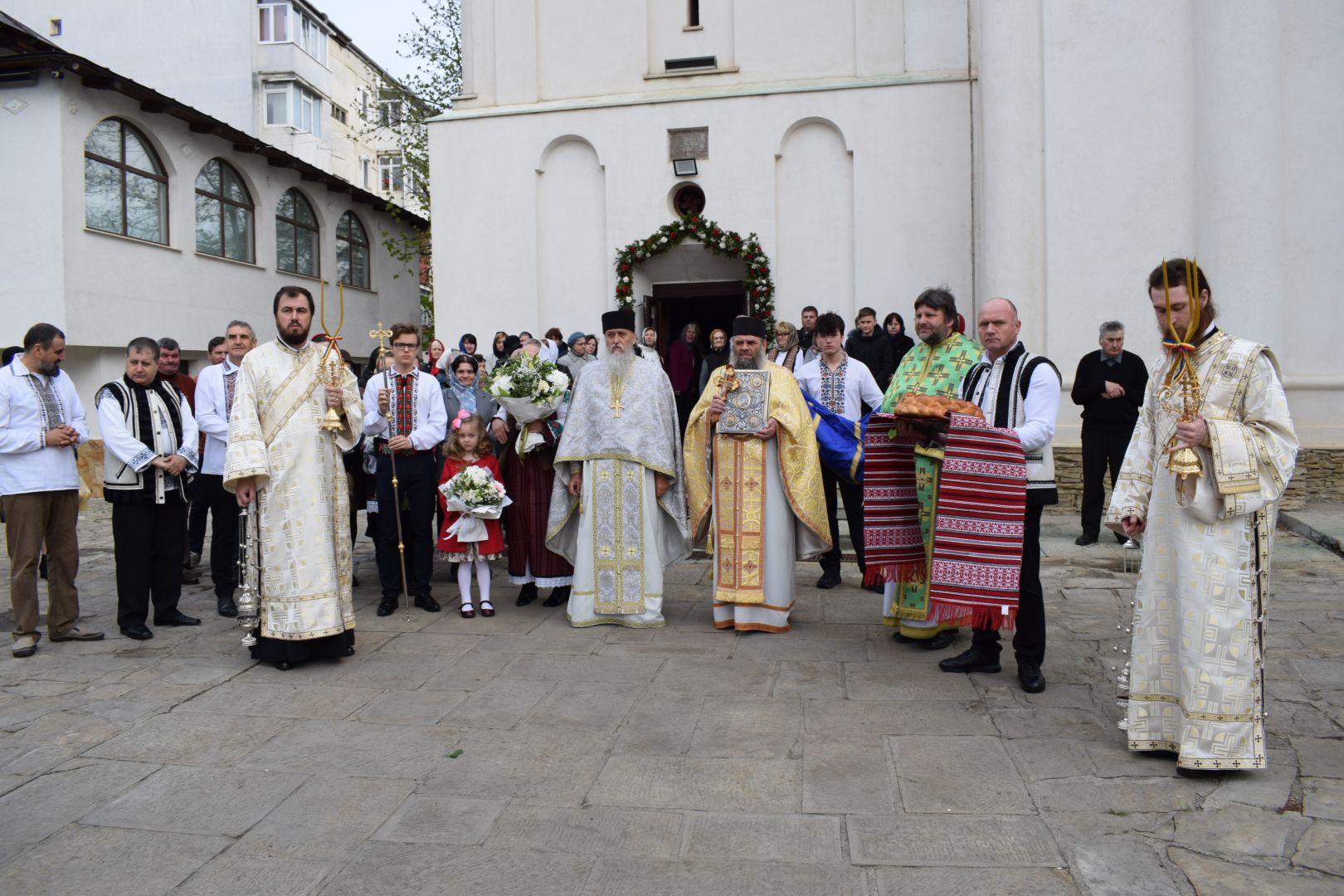 Slujbă arhierească la Parohia „Sfântul Ilie” din Protopopiatul Botoșani