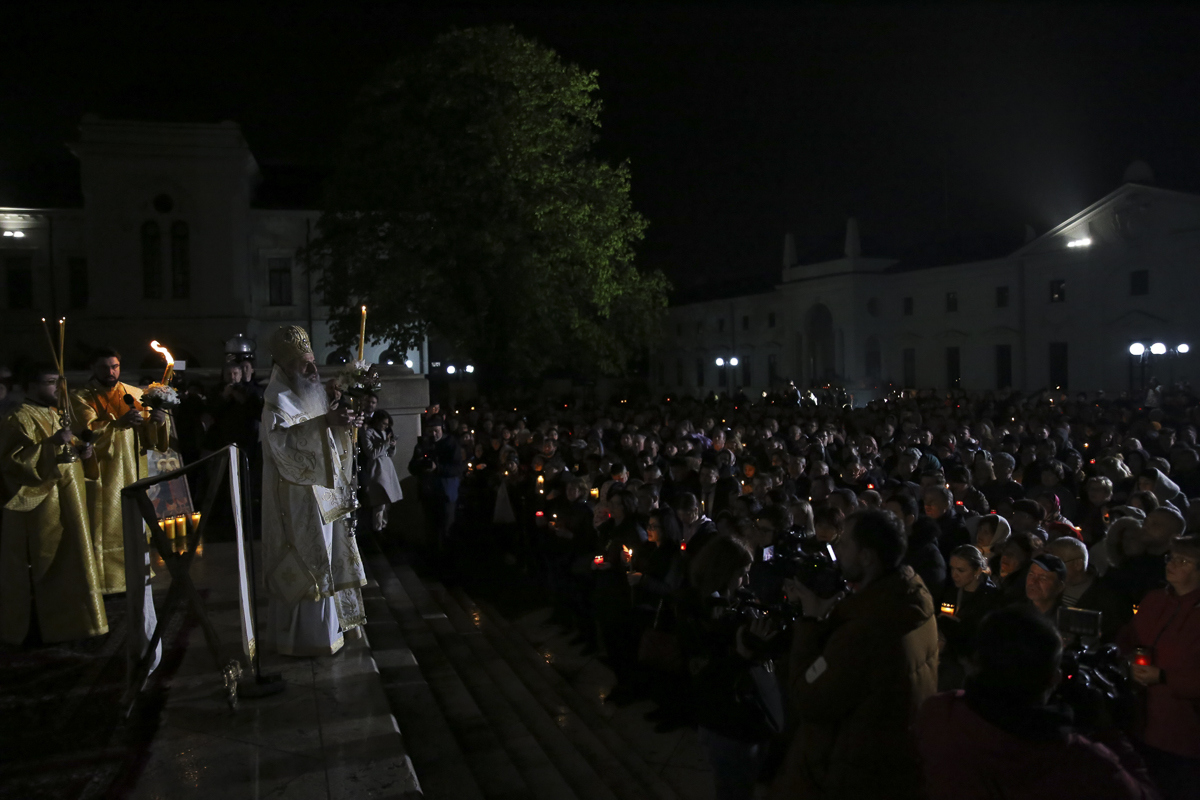 Învierea Domnului, celebrată în mod inedit anul acesta la Iași: slujbă și în limba slavonă pentru refugiații ucraineni