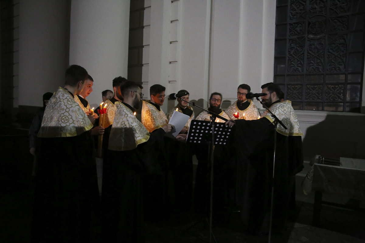 Învierea Domnului, celebrată în mod inedit anul acesta la Iași: slujbă și în limba slavonă pentru refugiații ucraineni