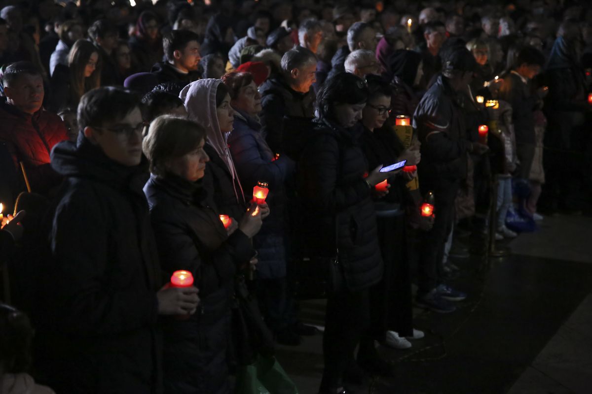 Învierea Domnului, celebrată în mod inedit anul acesta la Iași: slujbă și în limba slavonă pentru refugiații ucraineni