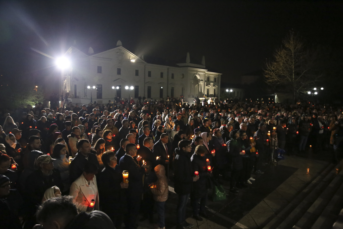 Învierea Domnului, celebrată în mod inedit anul acesta la Iași: slujbă și în limba slavonă pentru refugiații ucraineni