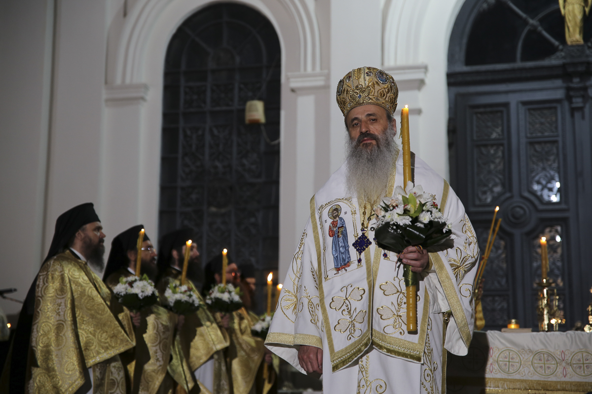 Învierea Domnului, celebrată în mod inedit anul acesta la Iași: slujbă și în limba slavonă pentru refugiații ucraineni