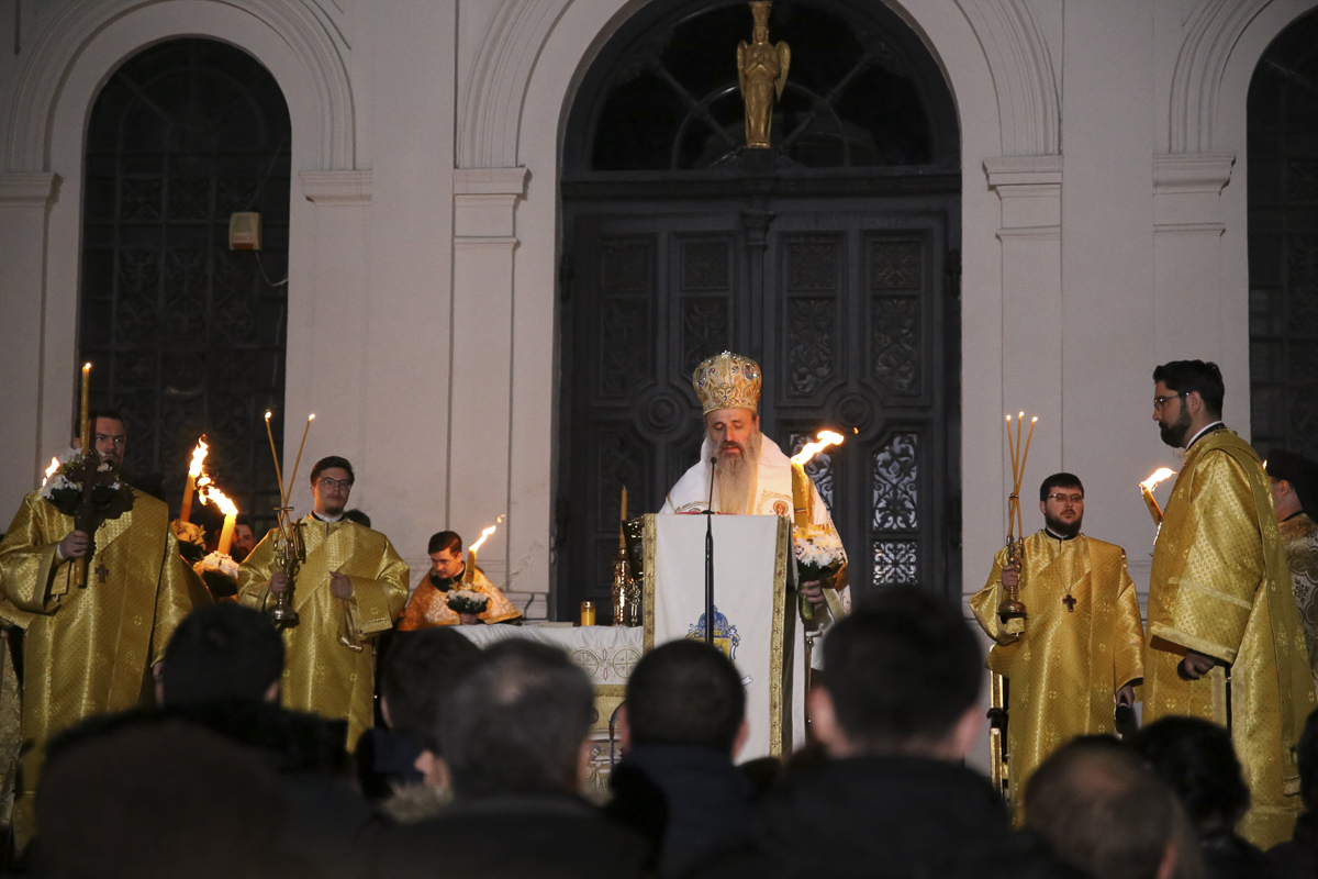 Învierea Domnului, celebrată în mod inedit anul acesta la Iași: slujbă și în limba slavonă pentru refugiații ucraineni