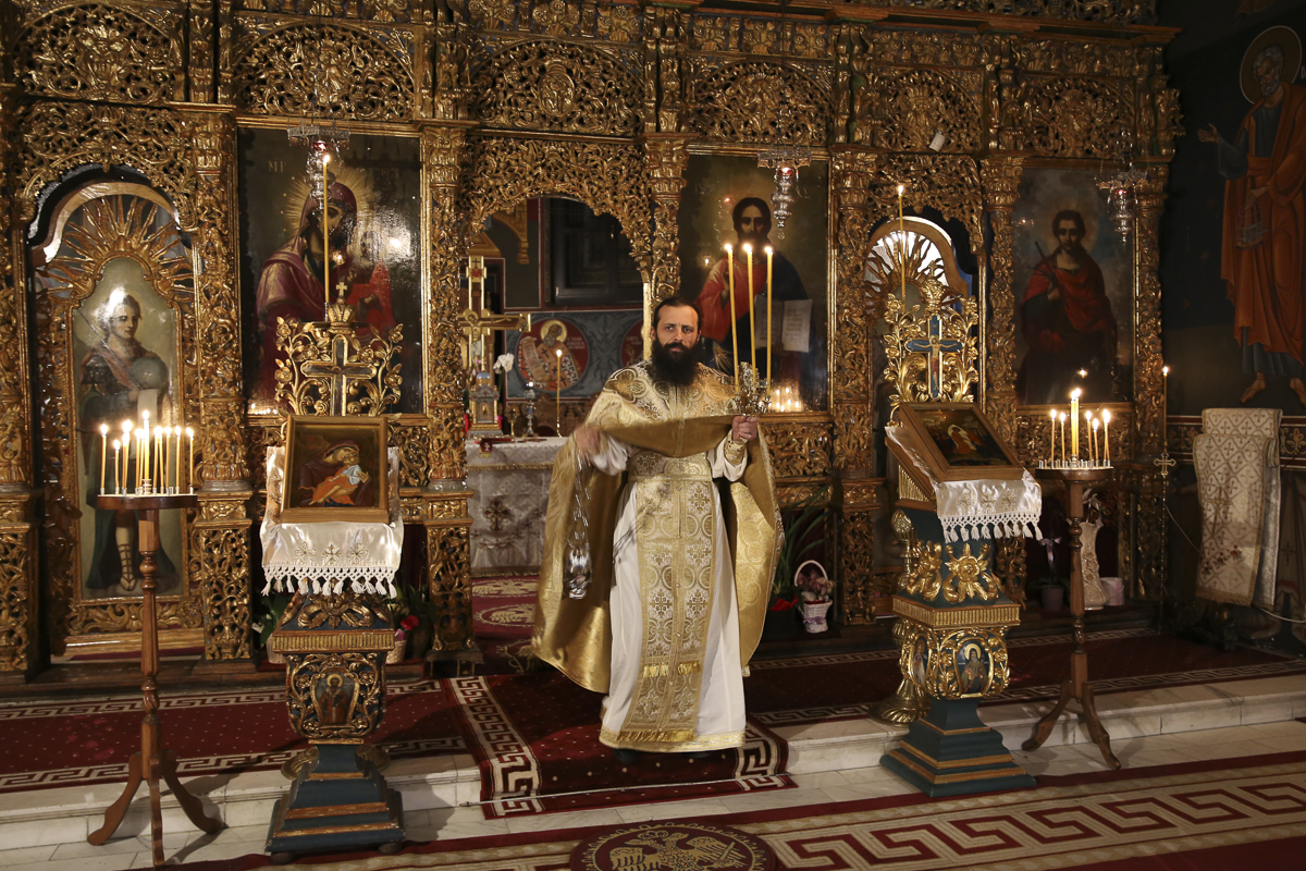 Învierea Domnului, celebrată în mod inedit anul acesta la Iași: slujbă și în limba slavonă pentru refugiații ucraineni