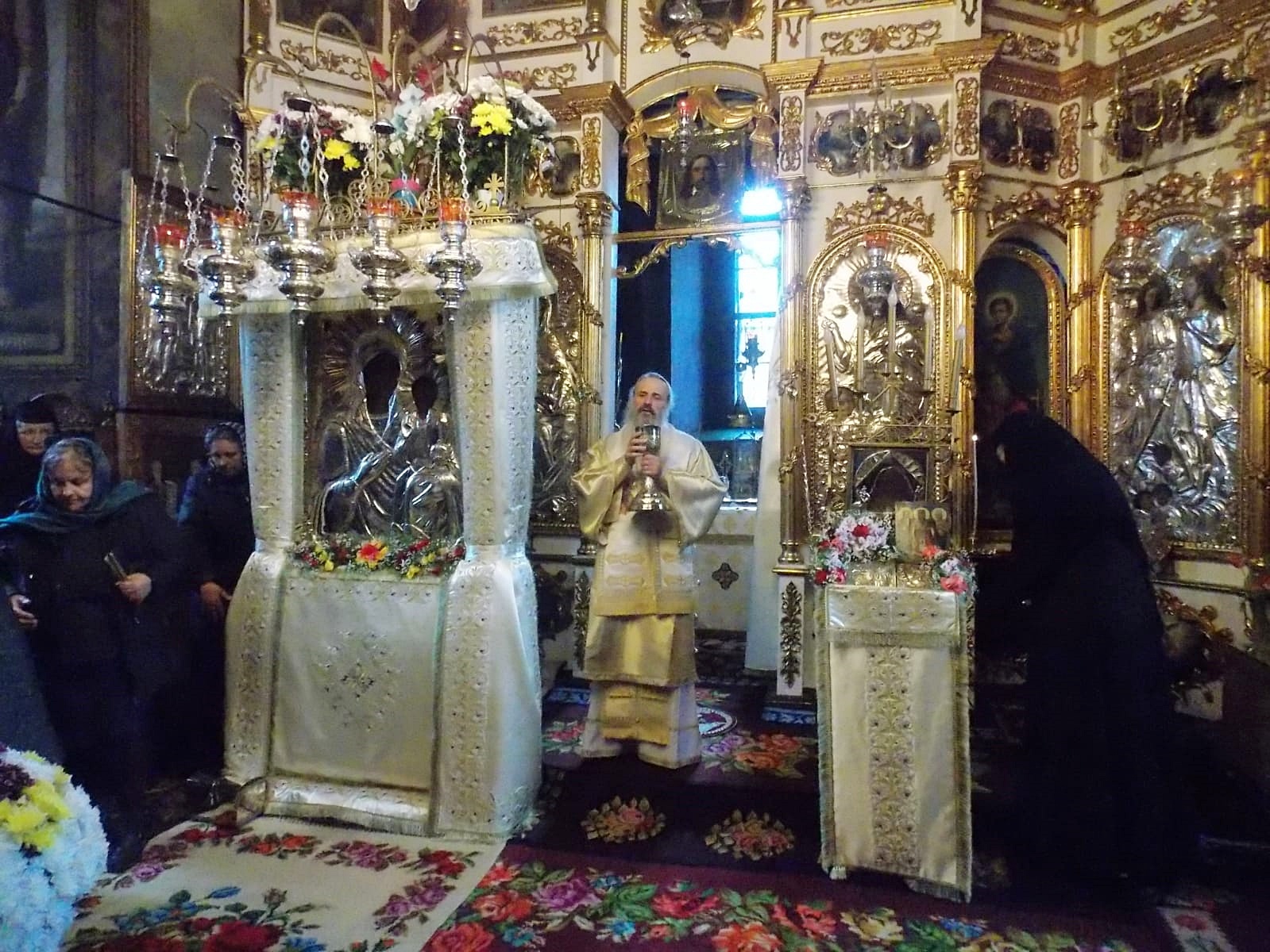 Părintele Mitropolit Teofan, la Mănăstirea Agapia: „Starea de pocăință pe care Sfânta Maria Egipteanca a atins-o a fost una de nesfârșită iubire față de Dumnezeu”