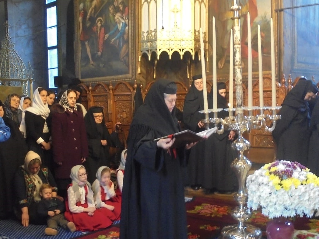 Părintele Mitropolit Teofan, la Mănăstirea Agapia: „Starea de pocăință pe care Sfânta Maria Egipteanca a atins-o a fost una de nesfârșită iubire față de Dumnezeu”