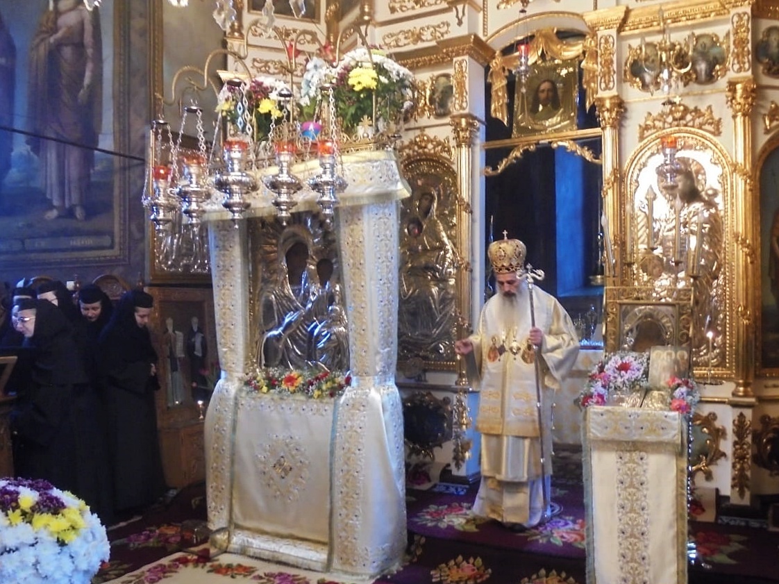 Părintele Mitropolit Teofan, la Mănăstirea Agapia: „Starea de pocăință pe care Sfânta Maria Egipteanca a atins-o a fost una de nesfârșită iubire față de Dumnezeu”