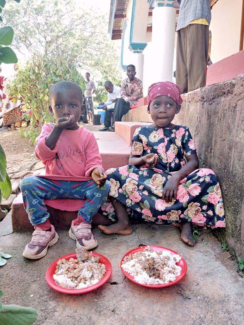 Ocrotitoarea parohiilor din Nyamahana şi Makota, Maica Domnului - Izvorul Tămăduirii Ocrotitoarea parohiilor din Nyamahana şi Makota, Maica Domnului - Izvorul Tămăduirii