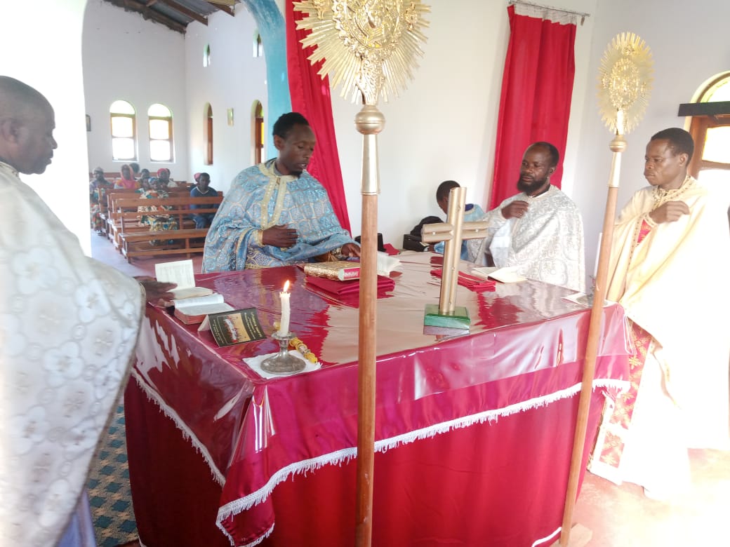 Ocrotitoarea parohiilor din Nyamahana şi Makota, Maica Domnului - Izvorul Tămăduirii Ocrotitoarea parohiilor din Nyamahana şi Makota, Maica Domnului - Izvorul Tămăduirii