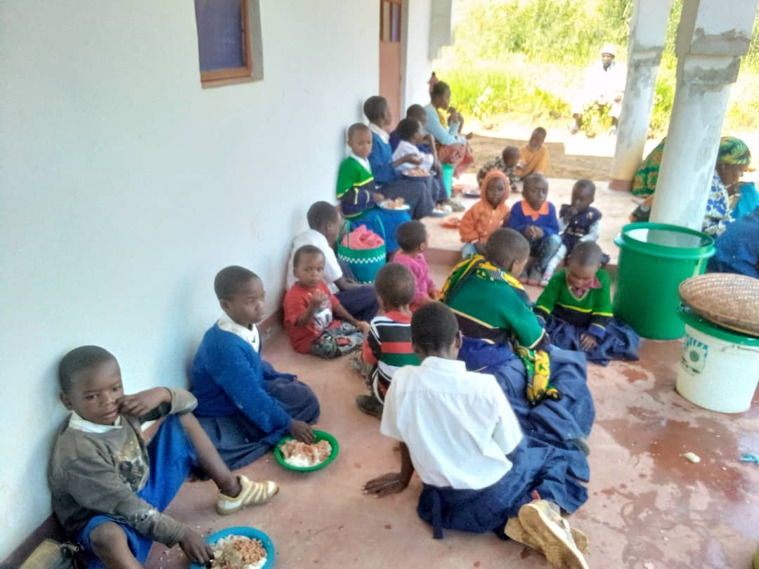 Ocrotitoarea parohiilor din Nyamahana şi Makota, Maica Domnului - Izvorul Tămăduirii Ocrotitoarea parohiilor din Nyamahana şi Makota, Maica Domnului - Izvorul Tămăduirii