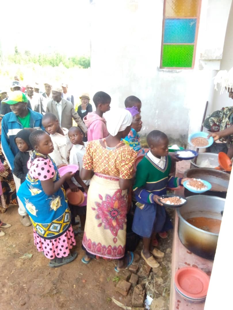 Ocrotitoarea parohiilor din Nyamahana şi Makota, Maica Domnului - Izvorul Tămăduirii Ocrotitoarea parohiilor din Nyamahana şi Makota, Maica Domnului - Izvorul Tămăduirii